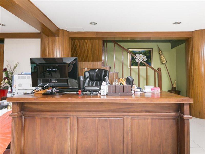 Lullaby Inn Silom Бангкок Экстерьер фото