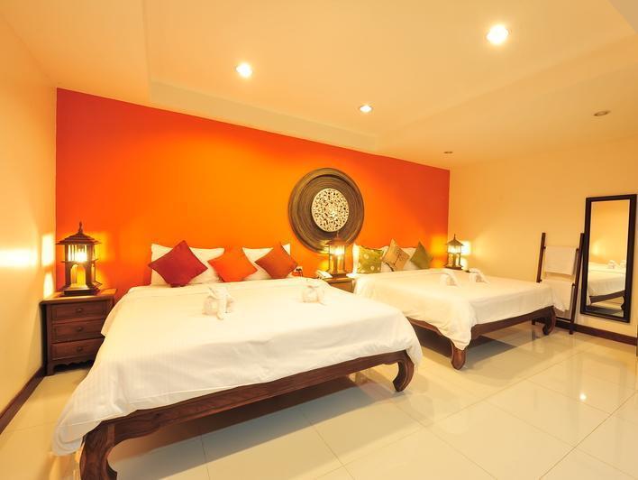 Lullaby Inn Silom Бангкок Экстерьер фото