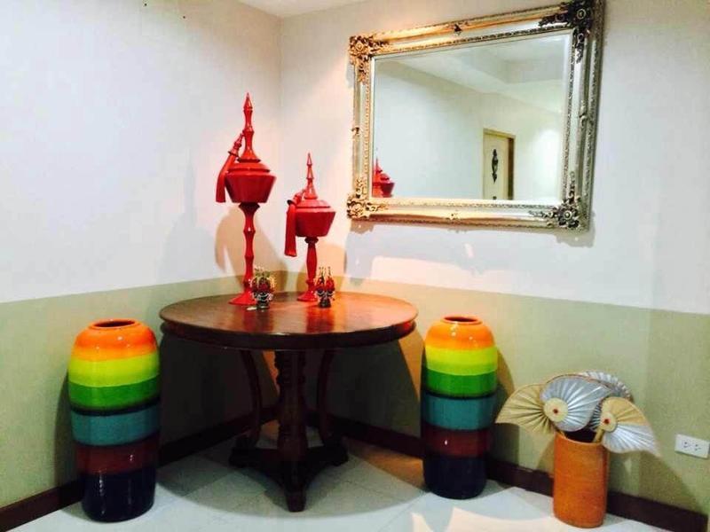 Lullaby Inn Silom Бангкок Экстерьер фото