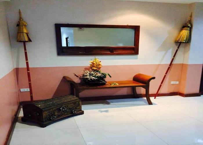 Lullaby Inn Silom Бангкок Экстерьер фото
